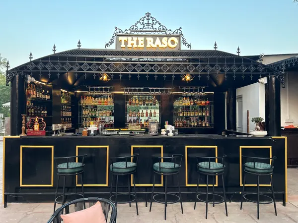 Hotel bar and lounge at Surya Niwas Jodhpur